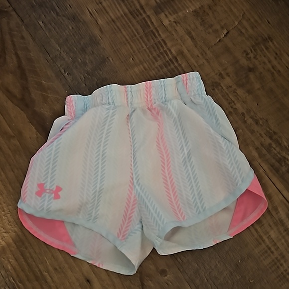 4t Underarmour shorts - Picture 3 of 4